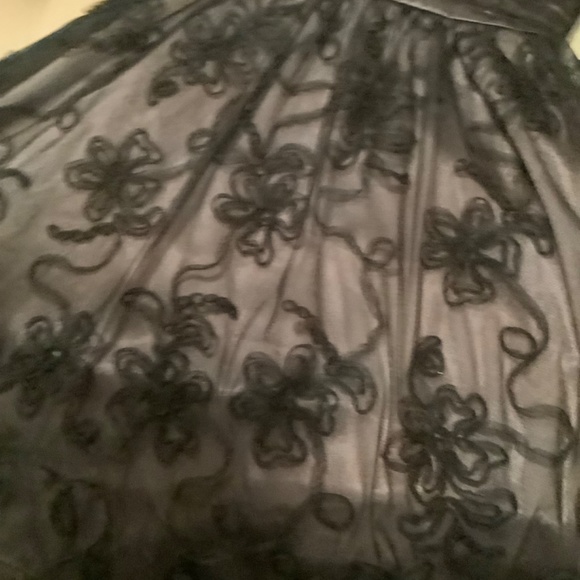 Adrianna Papell Boutique Cocktail Halter Dress - Picture 7 of 8